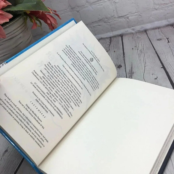 iggy is better than ever annie barrows signed copy children's book - Picture 3 of 3